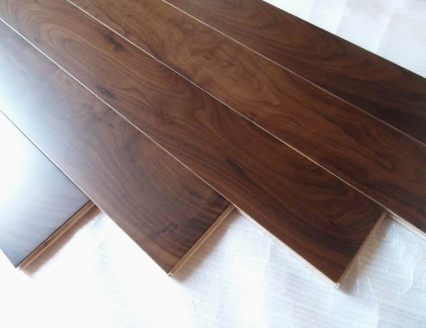 Sàn gỗ Engineer Óc Chó | Sàn gỗ kỹ thuật óc chó | Sàn gỗ kỹ thuật CLC